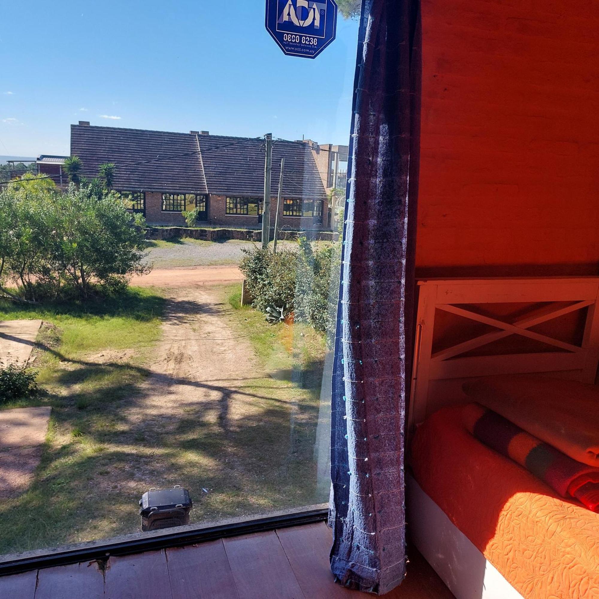 Casa Amarilla Con Jacuzzi Βίλα Punta Del Diablo Εξωτερικό φωτογραφία