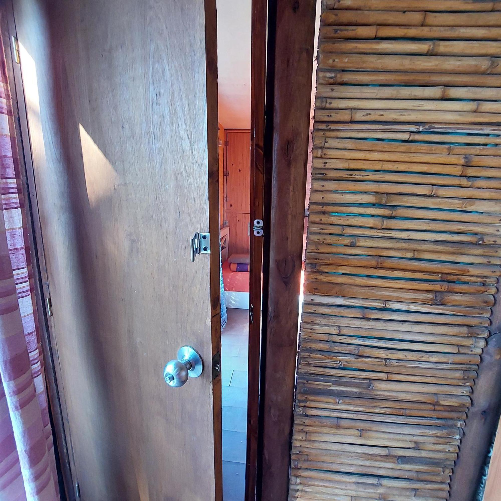 Casa Amarilla Con Jacuzzi Βίλα Punta Del Diablo Εξωτερικό φωτογραφία